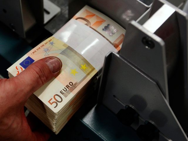 Η διαδοχή σε μεγάλη τράπεζα, ο νέος Πρόεδρος και το χτύπημα «κάτω από τη ζώνη» με καταγγελία στις Αρχές (από εμπλεκόμενο) για ύποπτη συναλλαγή συγγενούς πρώτου βαθμού!