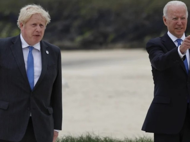 Μπάιντεν και Τζόνσον έφεραν αποκλιμάκωση της έντασης στο Αιγαίο