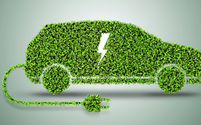 «Κινούμαι ηλεκτρικά»: Όσα πρέπει να γνωρίζετε για την επιδότηση αγοράς ηλεκτρικού οχήματος