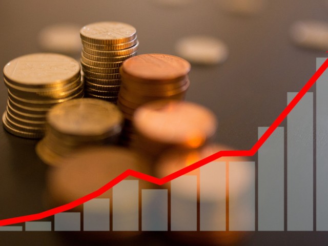 Eφιάλτης: Στο 12,1% ο πληθωρισμός τον Ιούνιο – Ανατιμήσεις 117% στο φυσικό αέριο και 70% στο ρεύμα