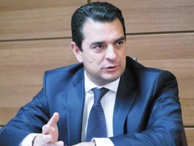 Σκρέκας: Στήριξη των νοικοκυριών στο ρεύμα όσο χρειαστεί