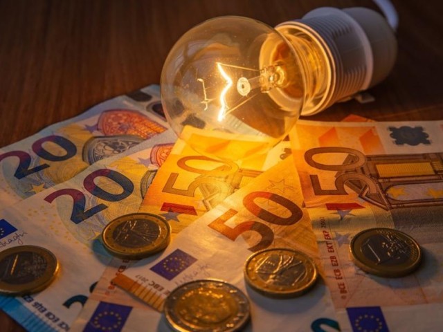 Ρεύμα: Τι λογαριασμός θα μας έρθει για τον Οκτώβριο