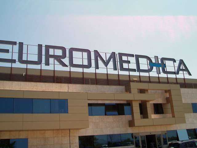 Λιακουνάκος - Farallon - Euromedica - Τράπεζα Πειραιώς