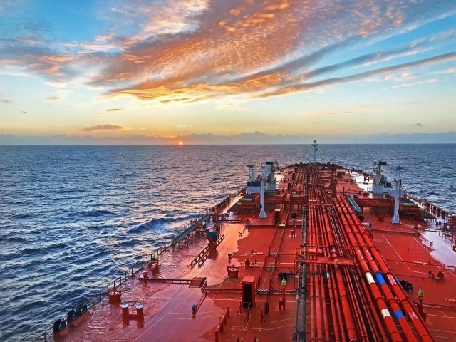 Δεξαμενόπλοια: Δύσκολο για τη Ρωσία να αντικαταστήσει ολόκληρο τον όγκο των εξαγωγών προς την Ε.Ε.