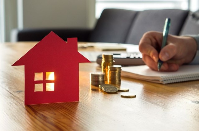 Η φούσκα των ακινήτων και τα ενοίκια στο θεό!