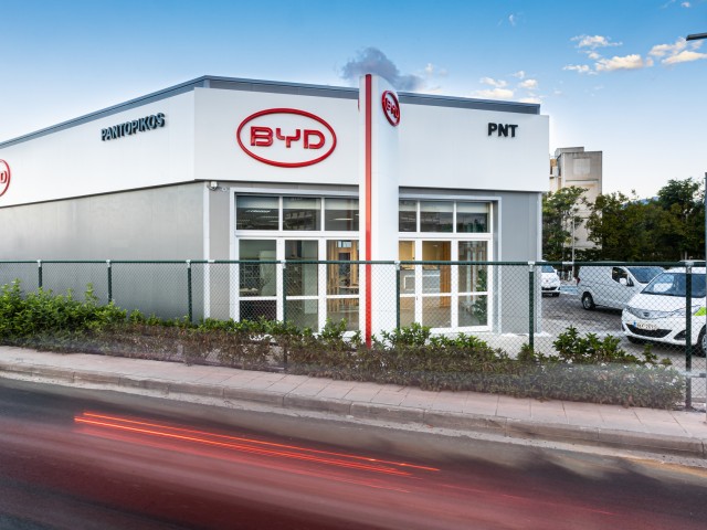 Η BYD εισέρχεται στην ελληνική αγορά και περιμένει τους επαγγελματίες για μια πρώτη γνωριμία