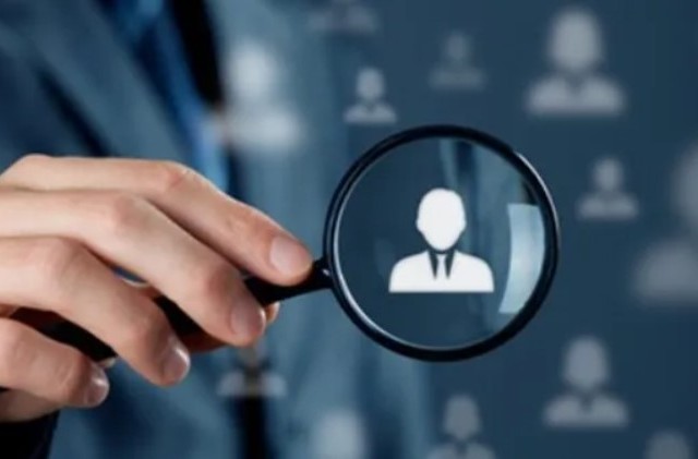 Από τους 4 επώνυμους εφοπλιστές που ήταν στο στόχαστρο των Αρχών, οι 2 μπον βιβέρ «καθάρισαν» με τη συνδρομή «δεξιών συστημάτων» και «παράκεντρων»!