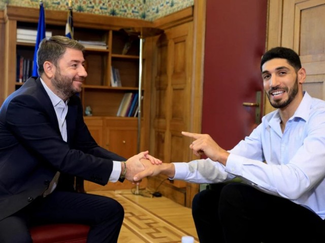 Ανδρουλάκης σε Καντέρ: Ο σεβασμός του διεθνούς δικαίου είναι το μοναδικό μονοπάτι για το ειρηνικό μέλλον των δυο λαών