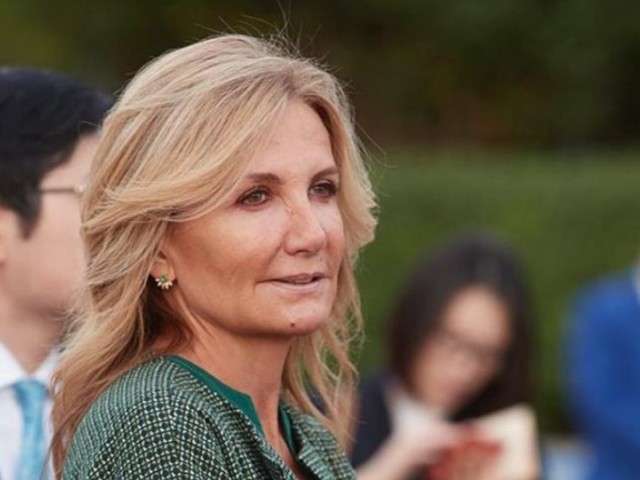 Η Μαρέβα στις δόξες της! Όλο το υπουργικό συμβούλιο υπέβαλε τα σέβη του στη σύζυγο του πρωθυπουργού!