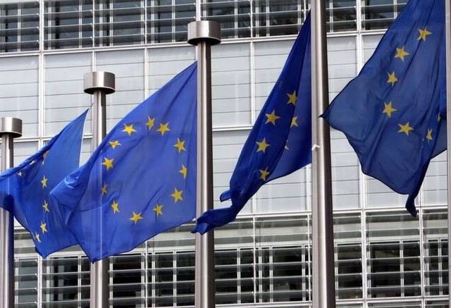 Η Κομισιόν ανακοίνωσε το 8ο πακέτο κυρώσεων κατά της Ρωσίας