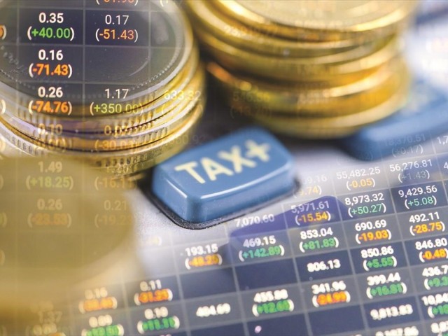 Προϋπολογισμός 2023: 600 εκατ. επιπλέον φόροι στις επιχειρήσεις και 670 εκατ. ΦΠΑ