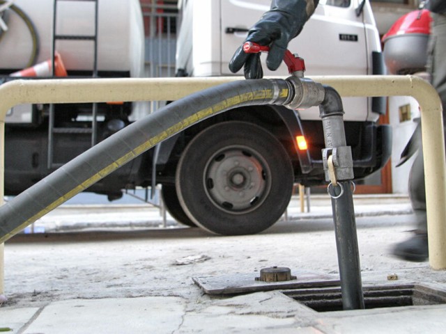 ΕΛΠΕ – Πετρέλαιο θέρμανσης: Επιπλέον επιδότηση 60 ευρώ ο τόνος για τον Οκτώβριο