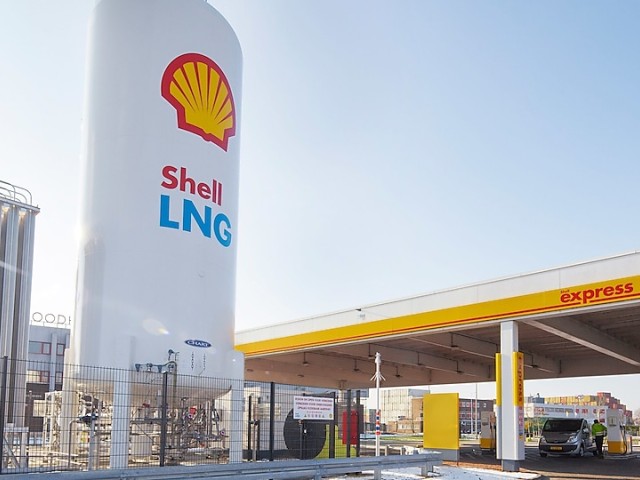 Shell: Επενδύει 1,5 δισ. δολ. σε πρότζεκτ LNG στο Κατάρ