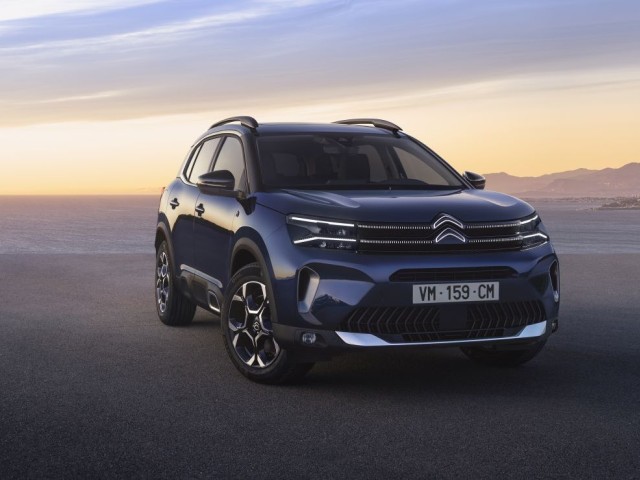 Η ναυαρχίδα της Citroen, το C5 Aircross, με πλήρη γκάμα κινητήρων στη χώρα μας