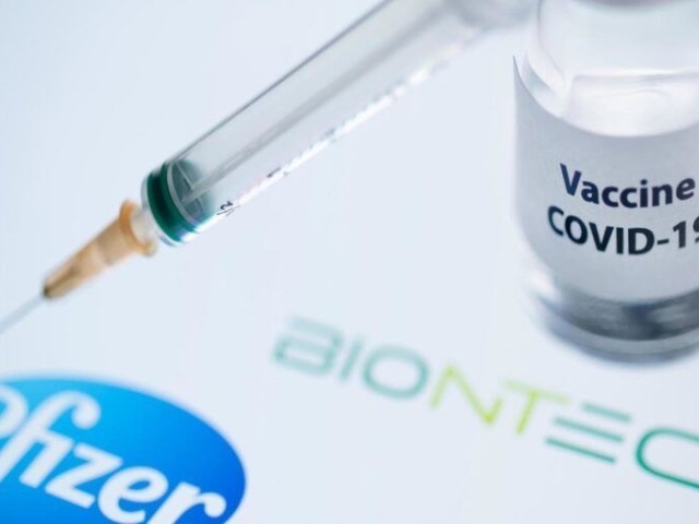 Η Pfizer/BioNTech δοκιμάζει συνδυαστικό εμβόλιο κατά της γρίπης και του κορωνοϊού