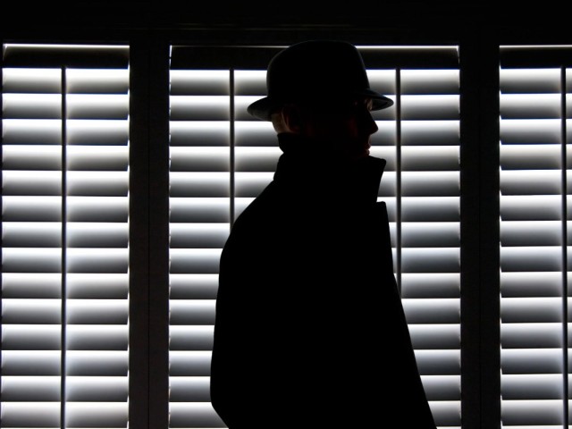 Δύο σοβαρές ανοιχτές υποθέσεις, εκ των οποίων η μία στην Κύπρο και η άλλη στην Αμερική, «σκαλίζουν» κάποια υπόγεια, παρακρατικά και βρώμικα συστήματα!