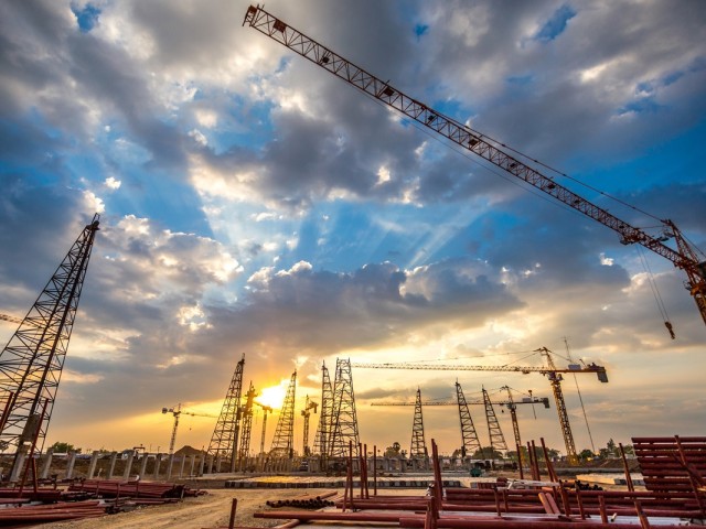 Κατασκευές: Ωρολογιακή βόμβα ο πληθωρισμός και τα επιτόκια