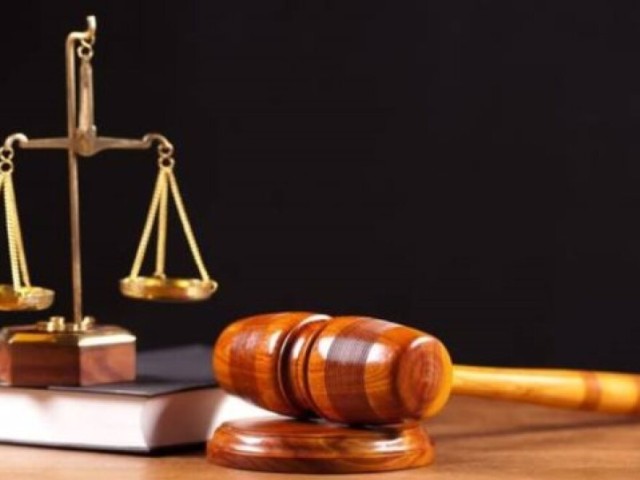 Αντιμέτωποι με κατασχέσεις οι δημοσιογράφοι