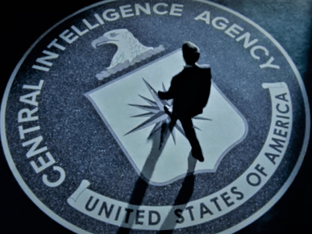 Για ποιον διεθνή «επιχειρηματία» – fund manager που «μπαίνει» δυναμικά στην Ελλάδα, φημολογείται ότι είχε ταξιδέψει στη χώρα μας χρησιμοποιώντας το διαβατήριο Ελληνοαμερικανού πράκτορα της CIA;