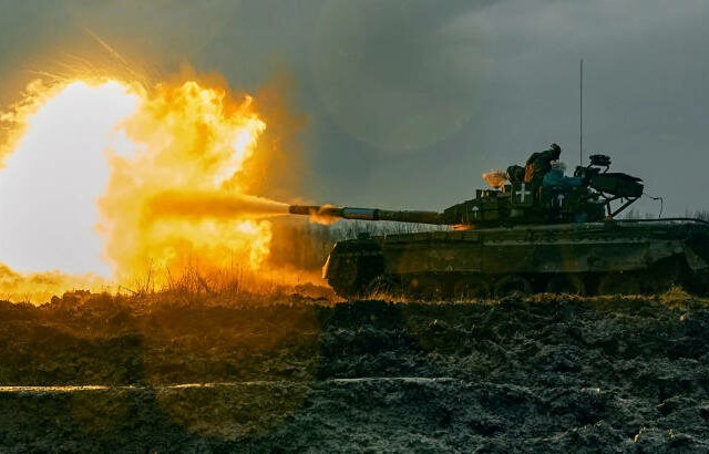 Ουκρανία: Βομβαρδίστηκε βάση της Βάγκνερ στη Λουγκάνσκ 