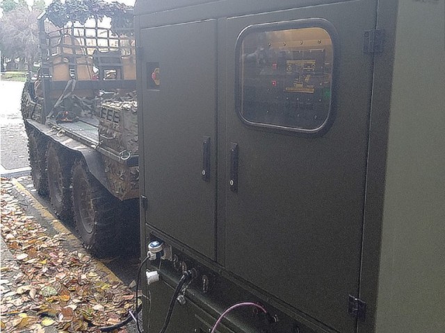 Τα προηγμένα Υβριδικά Συστήματα παροχής ισχύος της IDE υποστηρίζουν άσκηση του Βρετανικού Στρατού