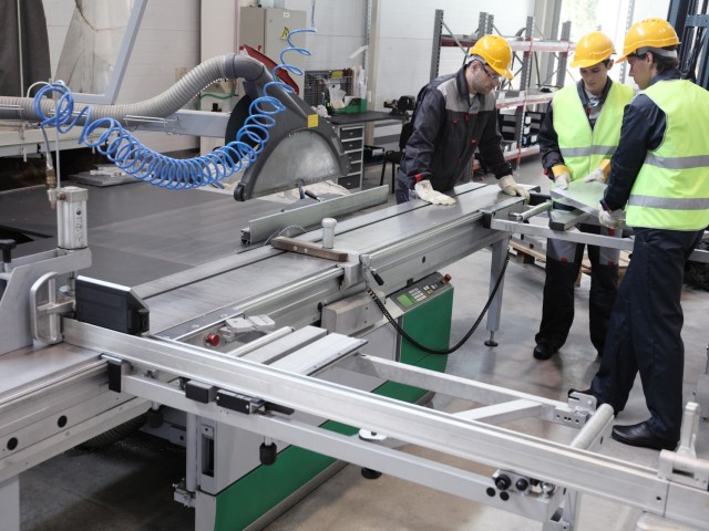 ΕΛΣΤΑΤ: Μείωση 2,5% της βιομηχανικής παραγωγής τον Οκτώβριο