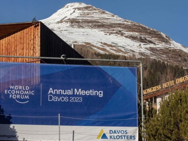 Δεν επαληθεύτηκαν οι “τολμηρές” προβλέψεις της ελίτ του Νταβός