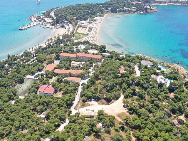 Όταν η περιουσία της Εκκλησίας αλλοτριώνεται από αλλόθρησκους και περνάει στα χέρια Μωαμεθανών και Εβραίων – Καλά τα euro καλή όμως και η Ορθοδοξία!