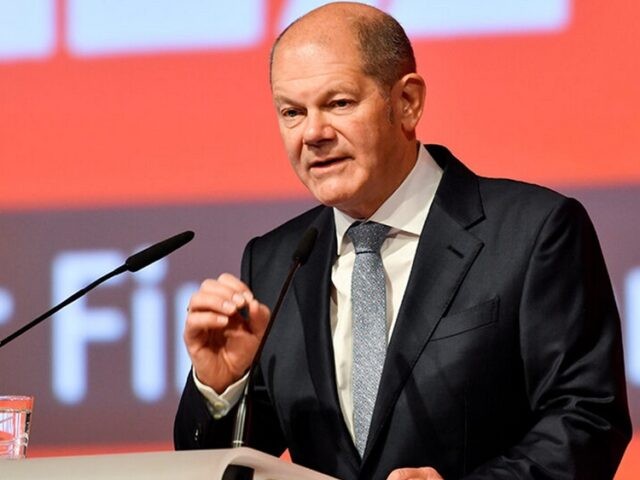 Όλαφ Σολτς: «Πιστεύω ακράδαντα ότι η γερμανική οικονομία δε θα εισέλθει σε ύφεση»