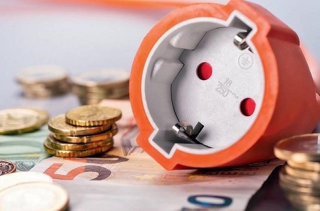 Μείωση κατανάλωσης σε ρεύμα, βενζίνη και φυσικό αέριο