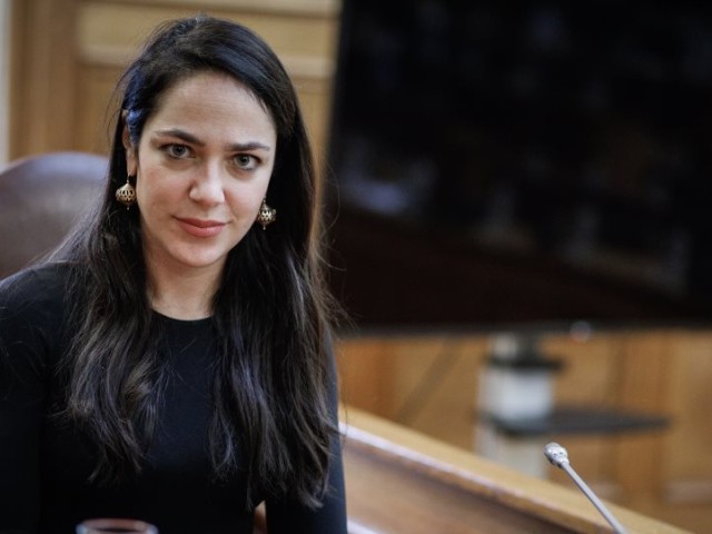 Δόμνα Μιχαηλίδου: Οι χαμηλές δημοσκοπικές πτήσεις της έχουν θορυβήσει το Μαξίμου