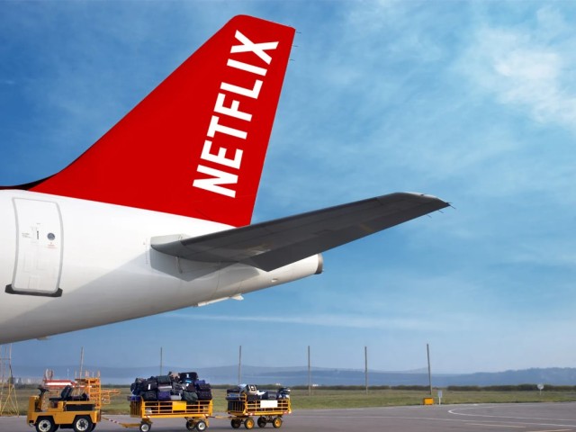 Το Netflix έβαλε αγγελία για αεροσυνοδό με μισθό που μπορεί να φτάσει τα $385.000
