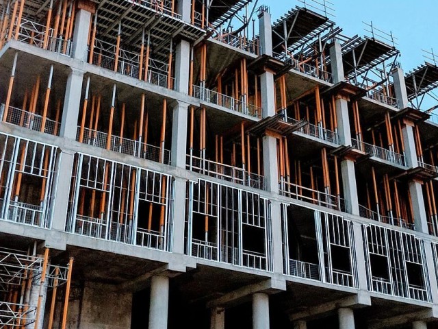 Όλοι οι ισχυροί όμιλοι εκδήλωσαν ενδιαφέρον για τα νέα Δικαστήρια