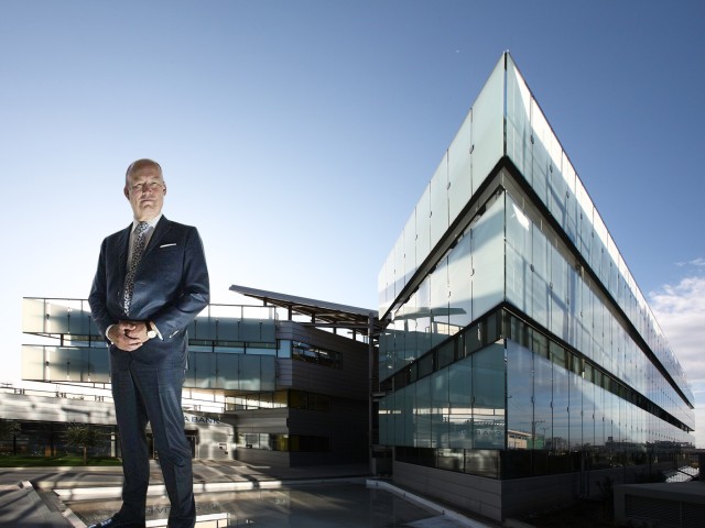 Τυχερός ο Ολλανδός του Ελλάκτωρα που δεν του έδωσε μετοχές της Alpha από την αύξηση ο Χάρης!