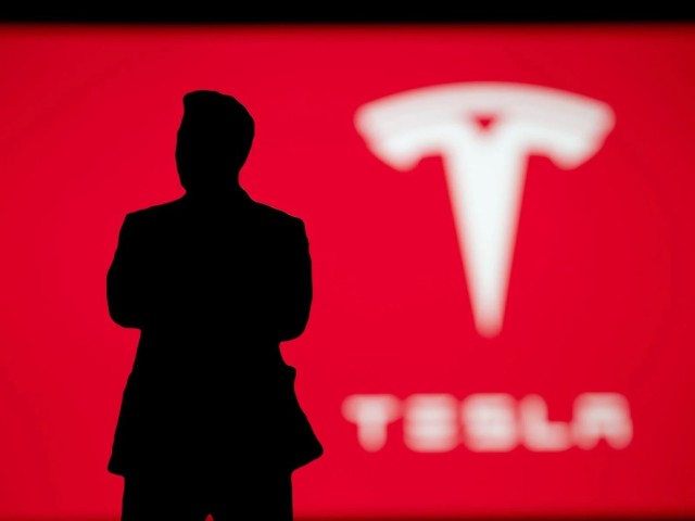 Tesla: «Αντίποινα στον συνδικαλισμό» με δεκάδες απολύσεις στη Νέα Υόρκη