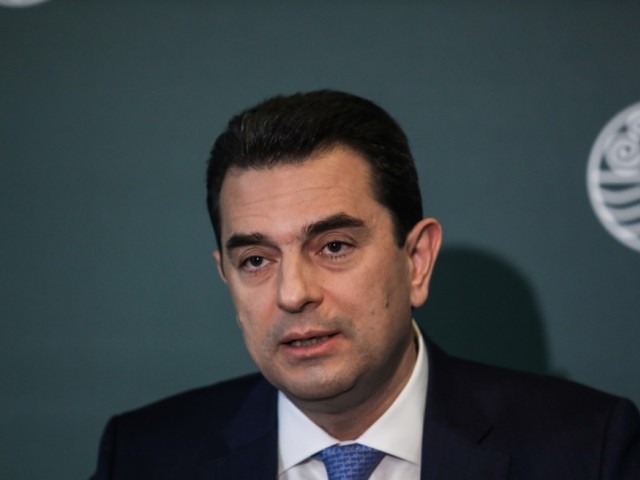 Κ. Σκρέκας: Τον Μάρτιο τα προγράμματα για αντικατάσταση θερμοσίφωνα και φωτοβολταϊκών – Ποιοι είναι δικαιούχοι