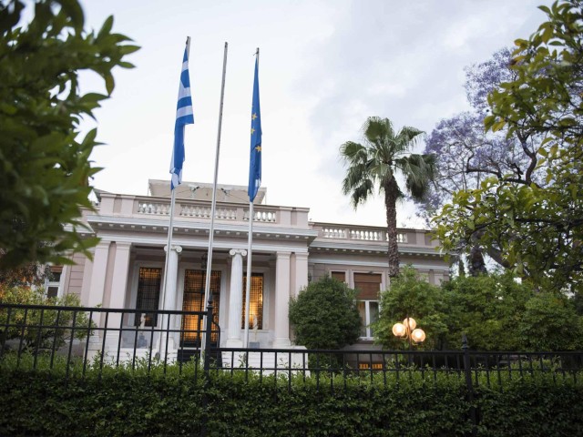 Ποιους υπουργούς κατηγορεί το Μαξίμου για «λευκή απεργία» μετά τα Τέμπη