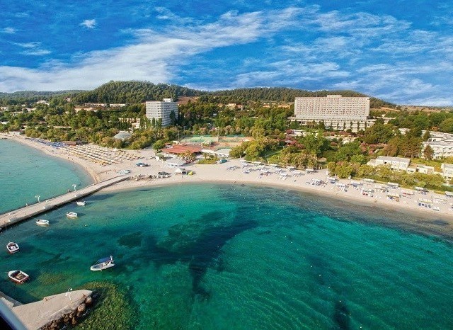 «Απόβαση» της Goldman Sachs στη Χαλκιδική με τουριστικές επενδύσεις