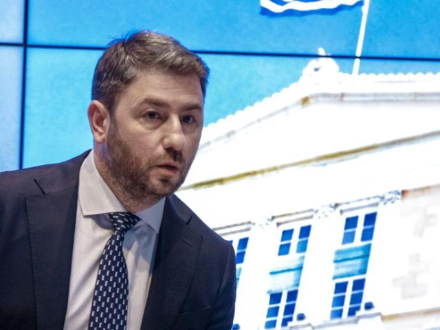 Ο Ανδρουλάκης άνοιξε το χορό της ονοματολογίας – Ποιους υποψήφιους πρωθυπουργούς θα προτείνει το ΠΑΣΟΚ σε περίπτωση πρωτιάς στις εκλογές ΝΔ και ΣΥΡΙΖΑ!