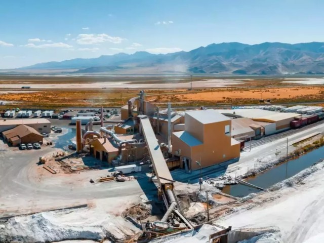 Το Ιράν ισχυρίζεται ότι ανακάλυψε το “δεύτερο μεγαλύτερο” κοίτασμα λιθίου στον κόσμο