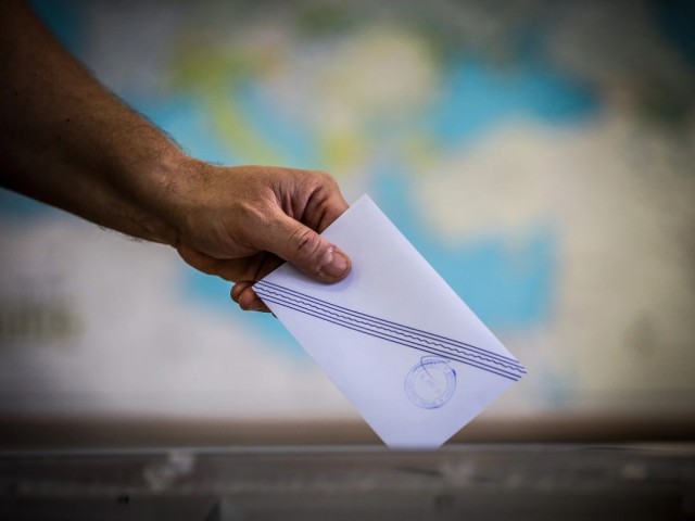 Η επιστροφή του πολιτικού ρίσκου, τα υψηλά επιτόκια, οι διπλές (και τριπλές;) εκλογές, οι κυβερνήσεις συνεργασίας και τα σενάρια (και επιδιώξεις) αλλαγής πρωθυπουργού με πρόσωπο κοινής αποδοχής!