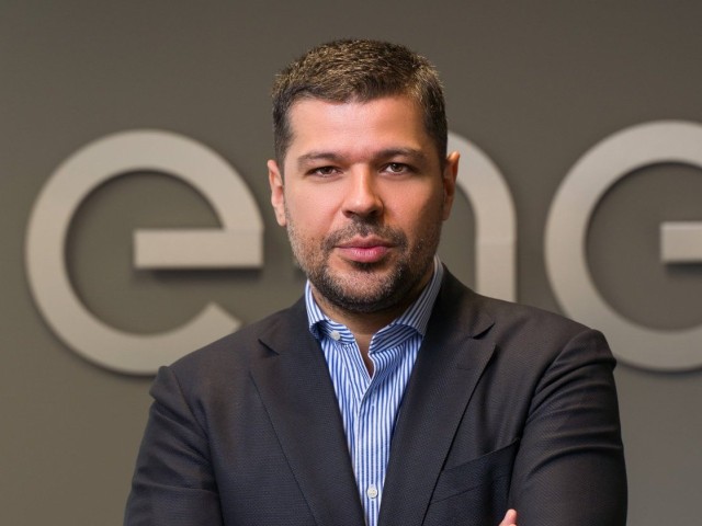 Και όμως ο Γιώργος Στάσσης κατάφερε το ακατόρθωτο: Διπλασιασμό τζίρου (11,3 δισ.) επαναλαμβανόμενο EBITDA (953 εκατ.), μείωση του δανεισμού, συνεισφορά 1,8 δισ. στην κοινωνία, εξαγορά της Enel Romania!!!