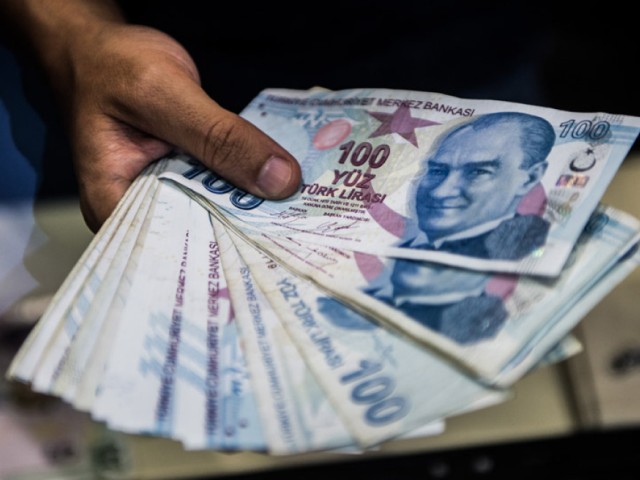 Τουρκία: Επιβραδύνθηκε ο πληθωρισμός τον Φεβρουάριο