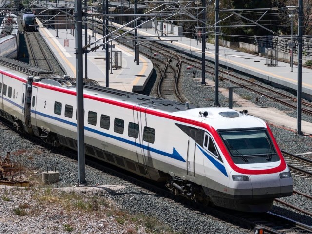 Τα προαπαιτούμενα για να ξεκινήσουν και πάλι τα δρομολόγια των τρένων