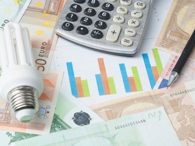 Το Eurogroup θέλει να καταργήσει τις ενεργειακές επιδοτήσεις από του χρόνου!