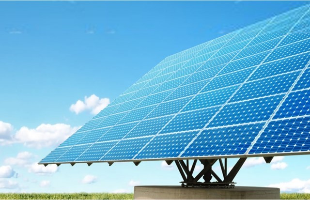 Στον Κυριακό Μητσοτάκη (και στον «παλιόφιλο» Άκη Σκέρτσο φυσικά) θα καταφύγει ο ΣΕΒ για τα φωτοβολταϊκά