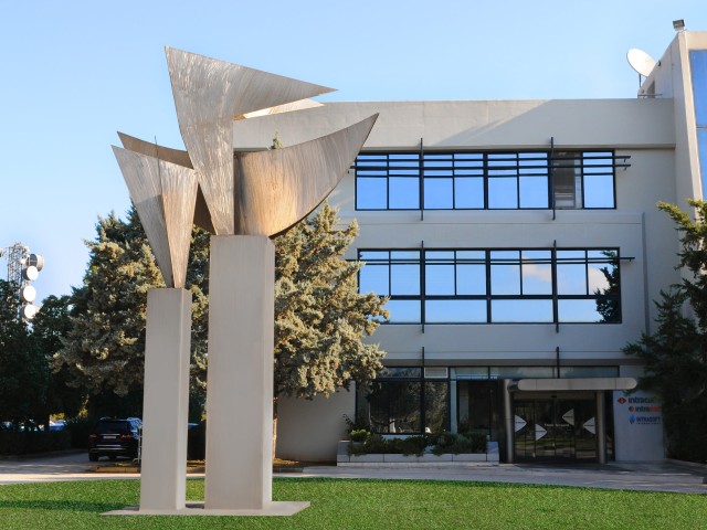 Intrakat: Η επιστροφή σε κερδοφορία το 2024 και τα νέα δεδομένα από την εξαγορά της Άκτωρ