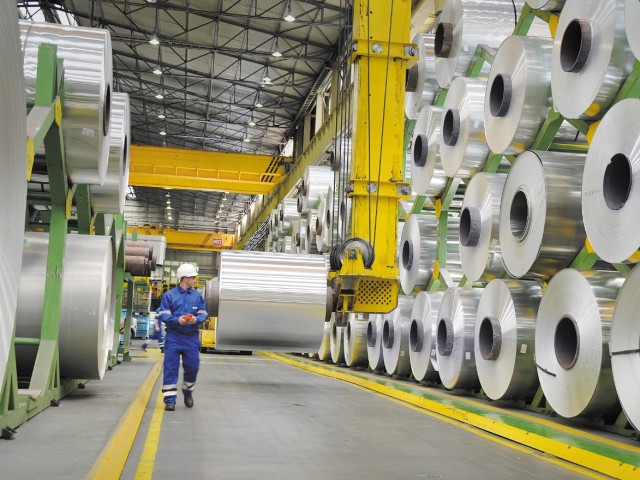 ΕΛΒΑΛΧΑΛΚΟΡ: Στο 15% το ποσοστό της στην Cosmos Aluminium μετά την απορρόφηση της ΕΤΕΜ