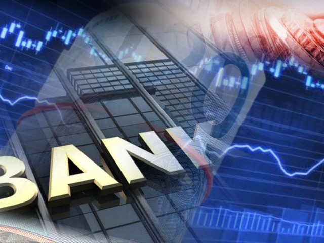 Γιατί S&P και UBS «πίνουν νερό» για τις ελληνικές τράπεζες