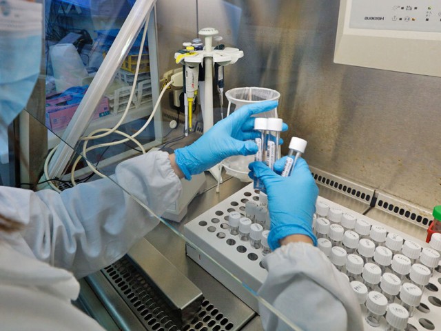 Ομάδα ερευνητών παρουσίασε δύο νέες χημικές ουσίες που προστατεύουν από τον SARS-CoV-2